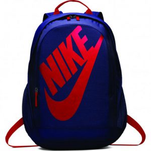 תיק יום ספורטיבי מבית NIKE FUTURA הכולל תא ללפטופ